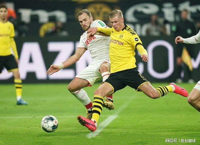 波兰血洗日本,哈兰德统治全场 波兰血洗日本,哈兰德统治全场