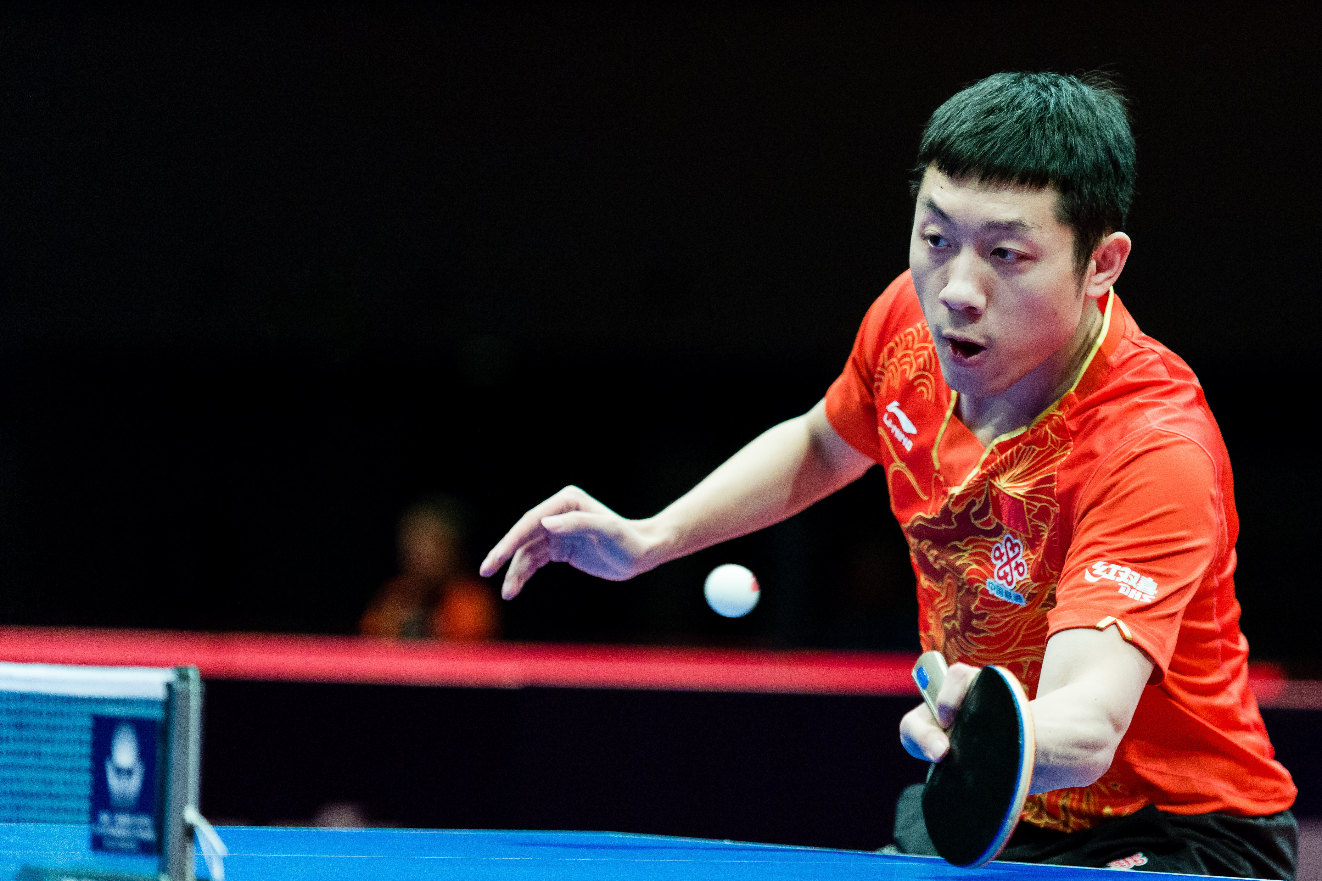 法国乒乓球队翻盘波兰乒乓球队，许昕制霸全场