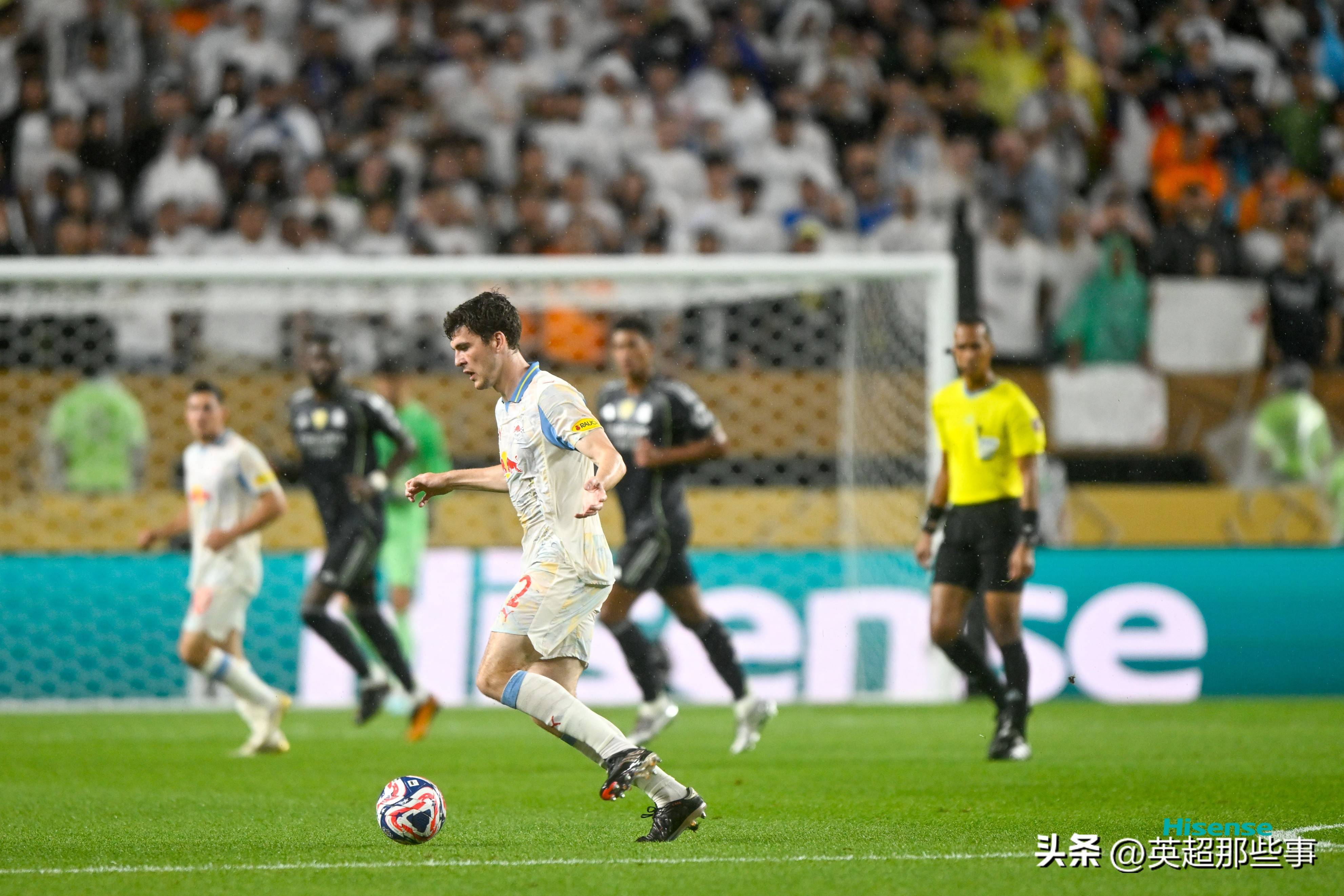 关于球星爆发！比分分析赛场再现神级操作的信息