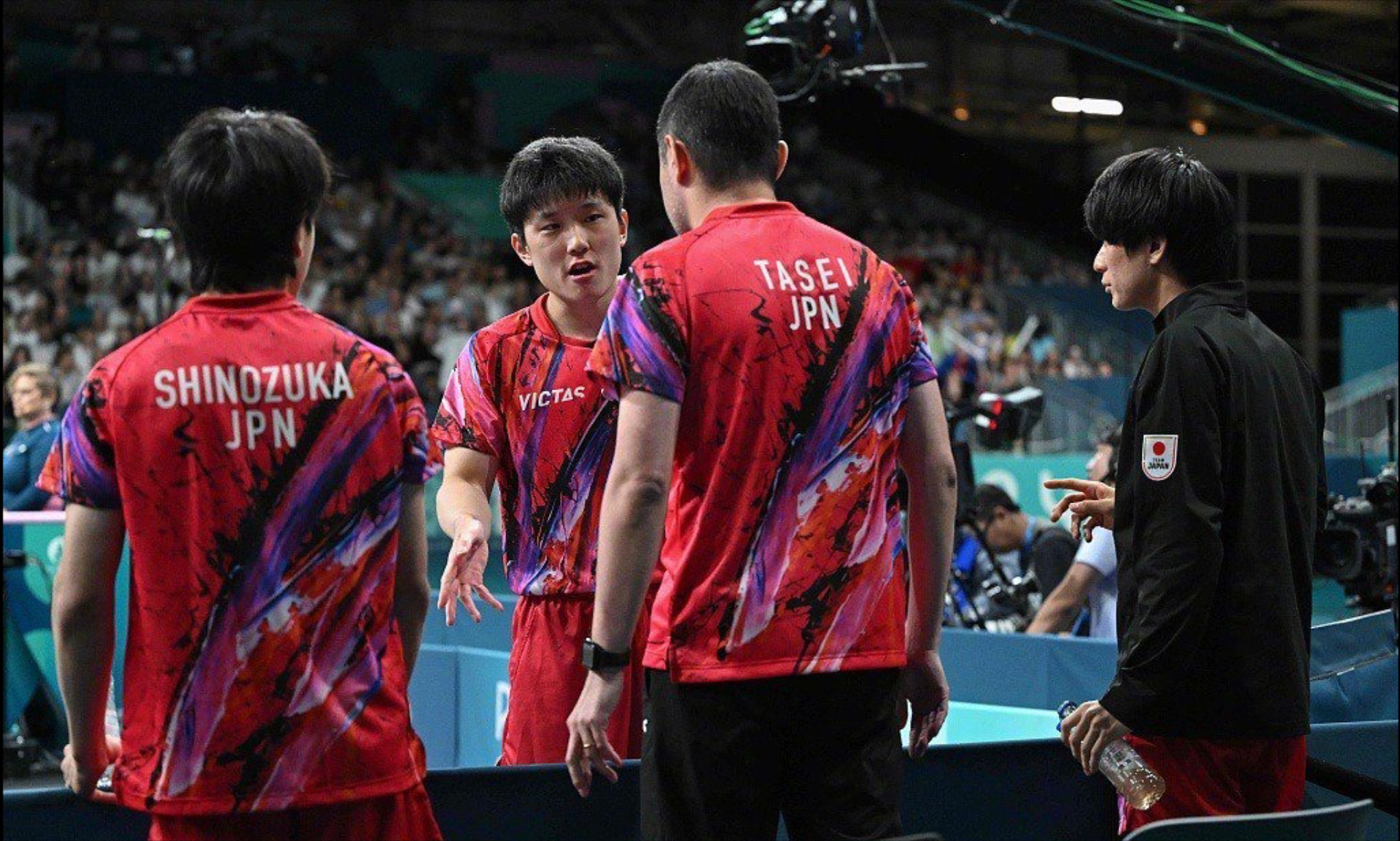 中国队逆转瑞典队，张本智和关键制胜的简单介绍