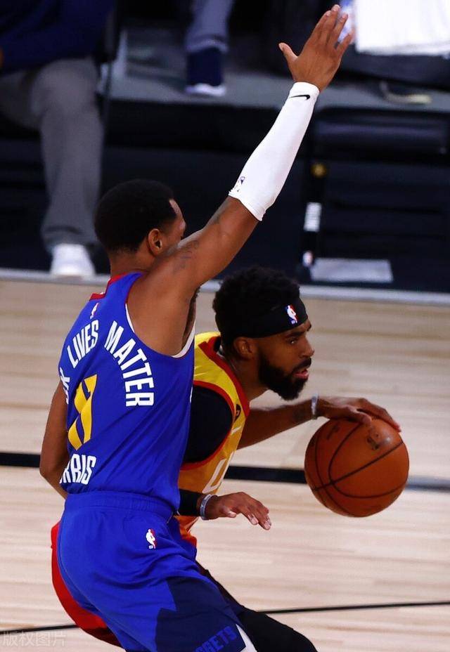 山东队翻盘火箭，米切尔高光表现