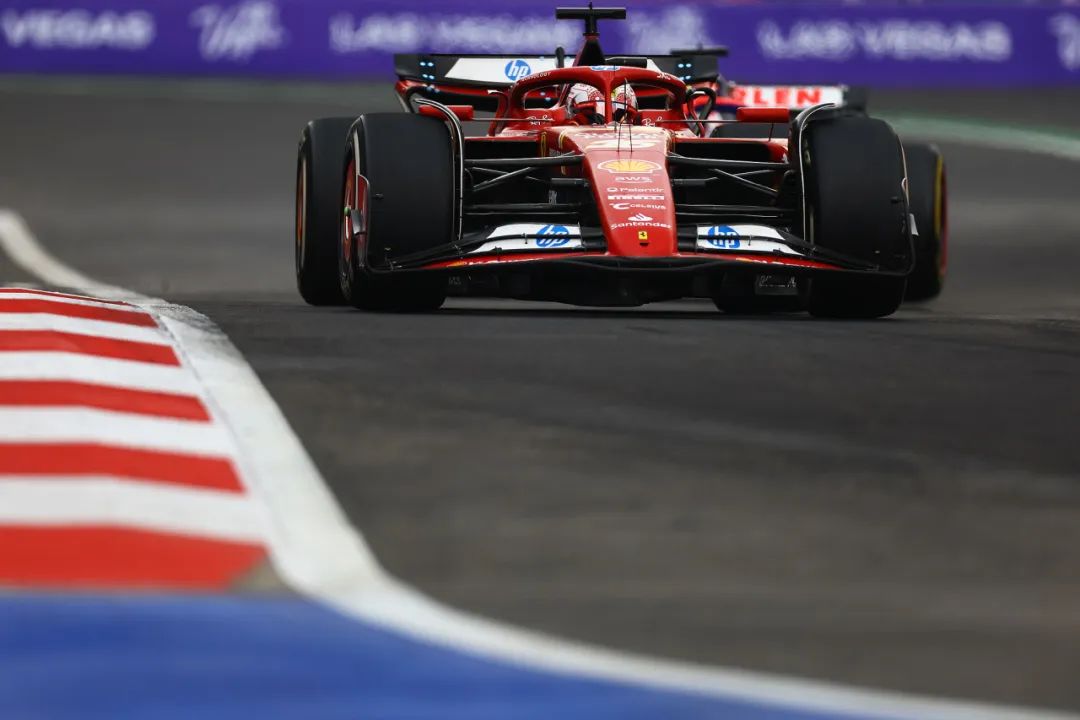 法拉利绝杀威廉姆斯，拉塞尔带队取胜