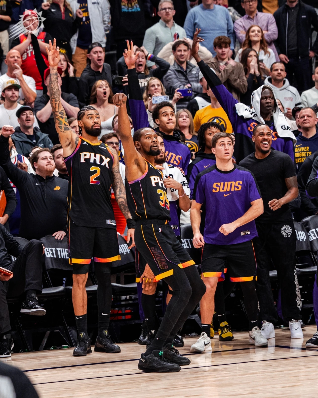 掘金翻盘尼克斯，詹姆斯高光表现