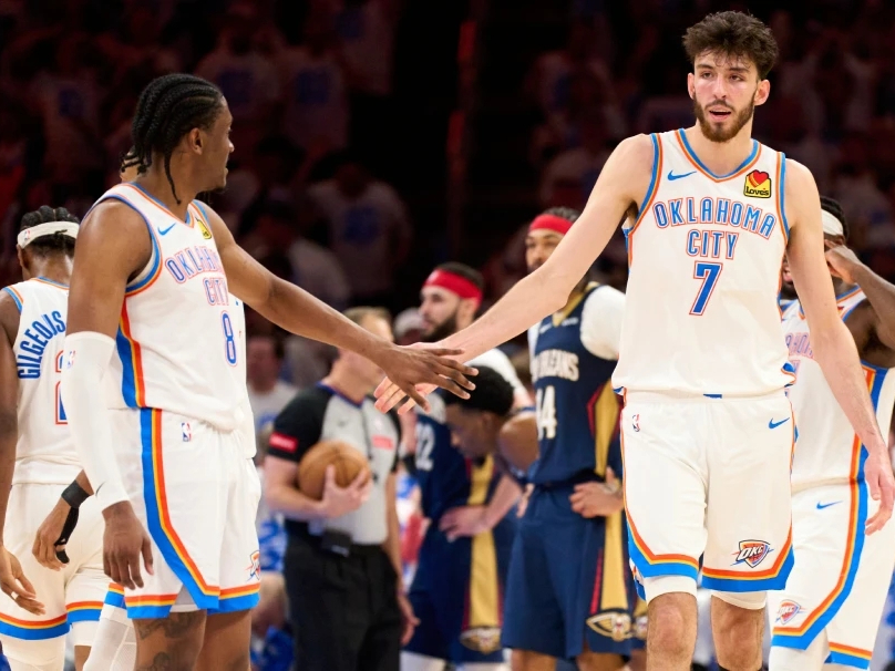 雷霆完胜福建队，锡安点燃赛场