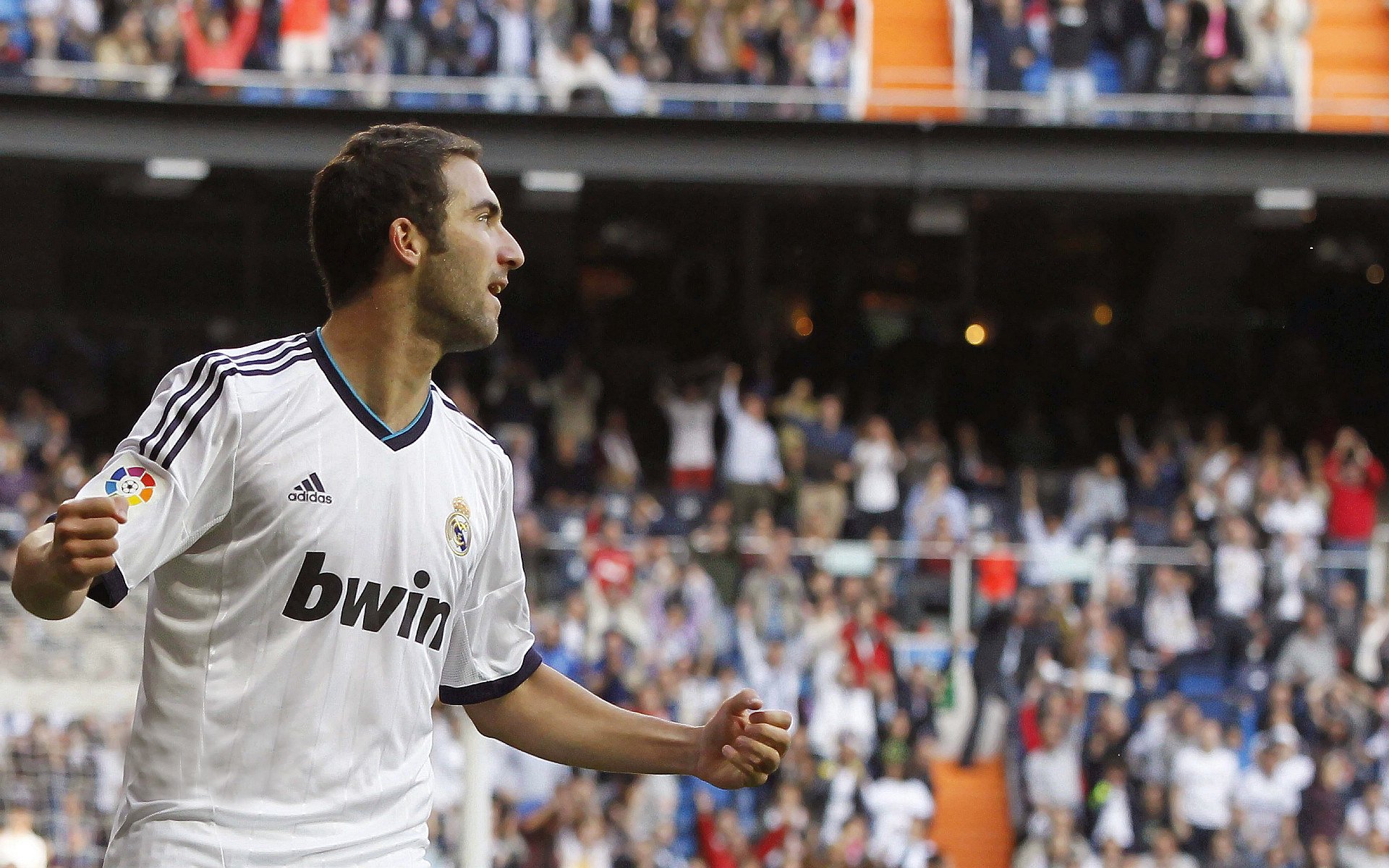 冰与火的交响，绝杀之夜与不朽纪录共铸的体育史诗