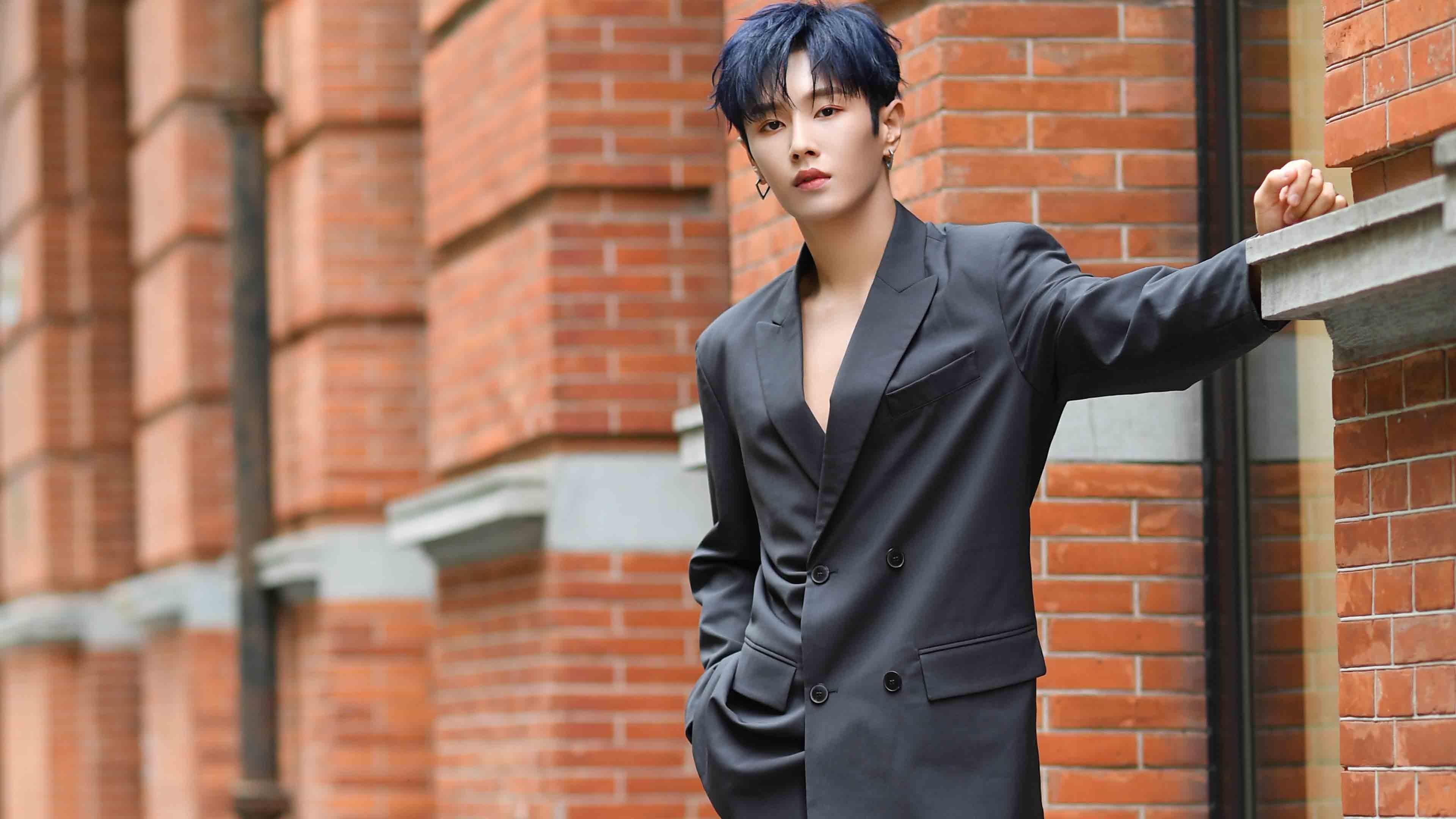 跨越山海的一球，布伦森如何成为这场独特对决的桥梁