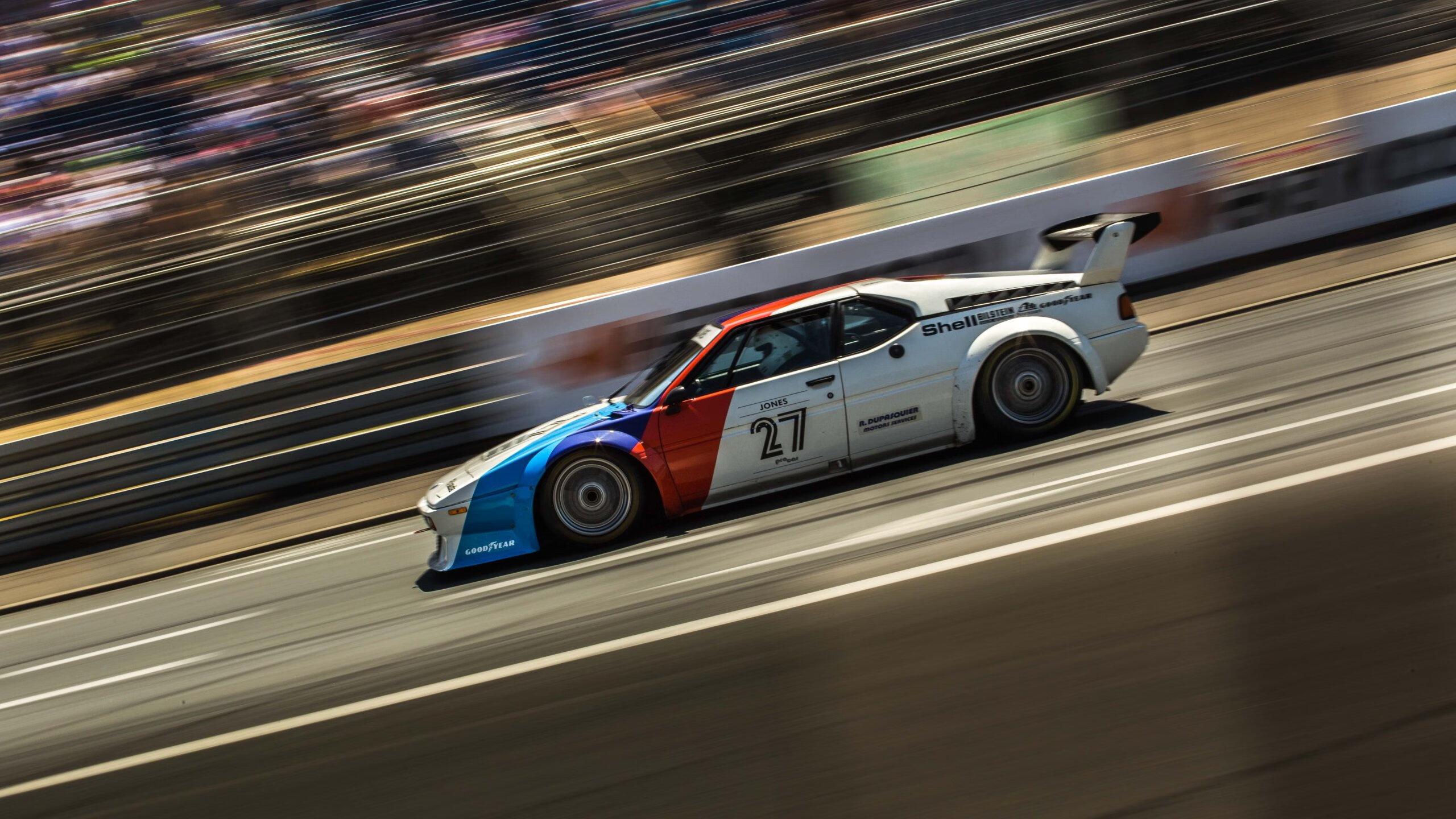 霍勒迪关键先生本色尽显，湖人爆冷客胜公牛终结连败